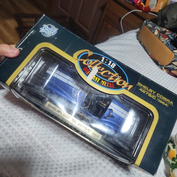 ROAD TOUGH COLLECTION NIB SHELBA COBRA 427S/C DIE CAST COLLECTIBLE EDITION - Picture 3 of 7